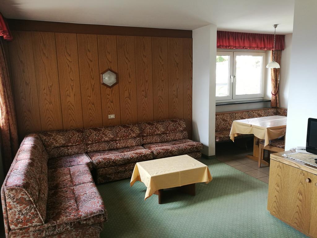 Residence Terentis Terenten Buitenkant foto