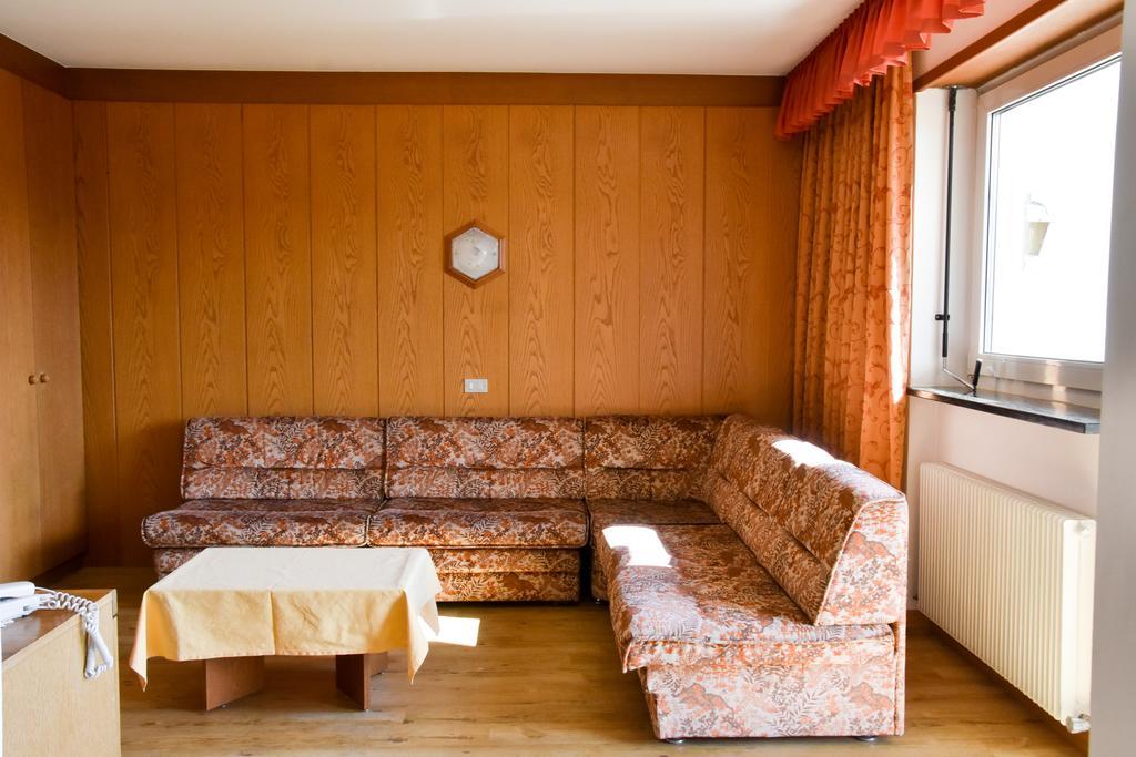 Residence Terentis Terenten Buitenkant foto